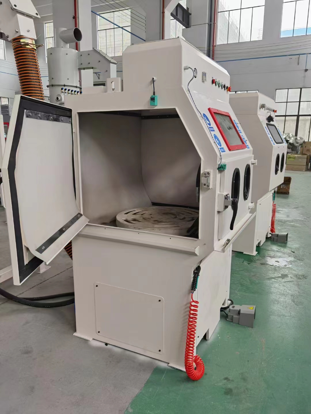 长寿移动式抛丸机的工作原理?